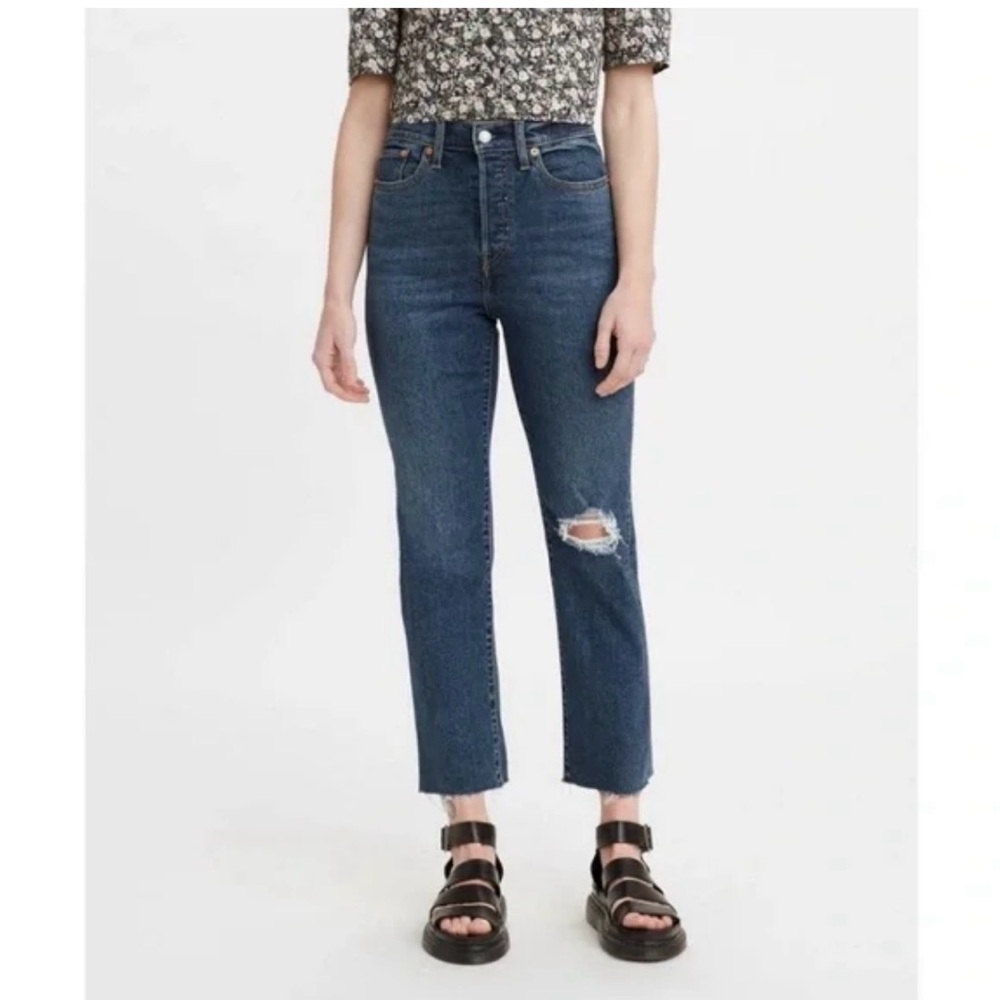 Levi’s Wedgie Straight Button fly Jeans Size 27 Blue